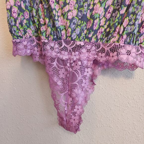 FREE PEOPLE Bare it All Thong Bodysuit Chambray Combo Size Medium - Picture 10 of 12